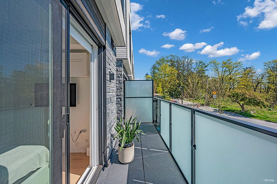 116 650 E 2nd Street North Vancouver, BC - 17