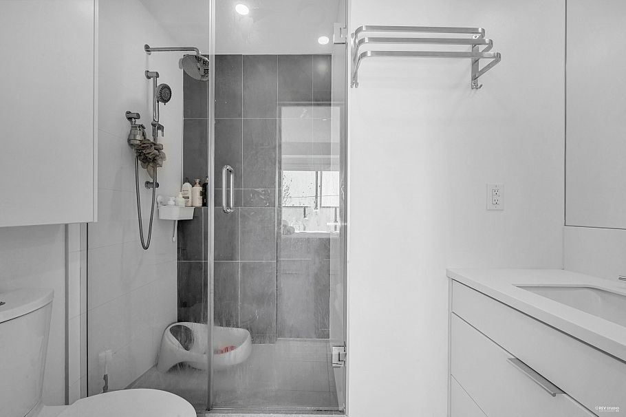 116 650 E 2nd Street North Vancouver, BC - 16