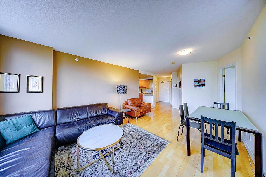 12E 199 Drake Street Vancouver, BC - 6