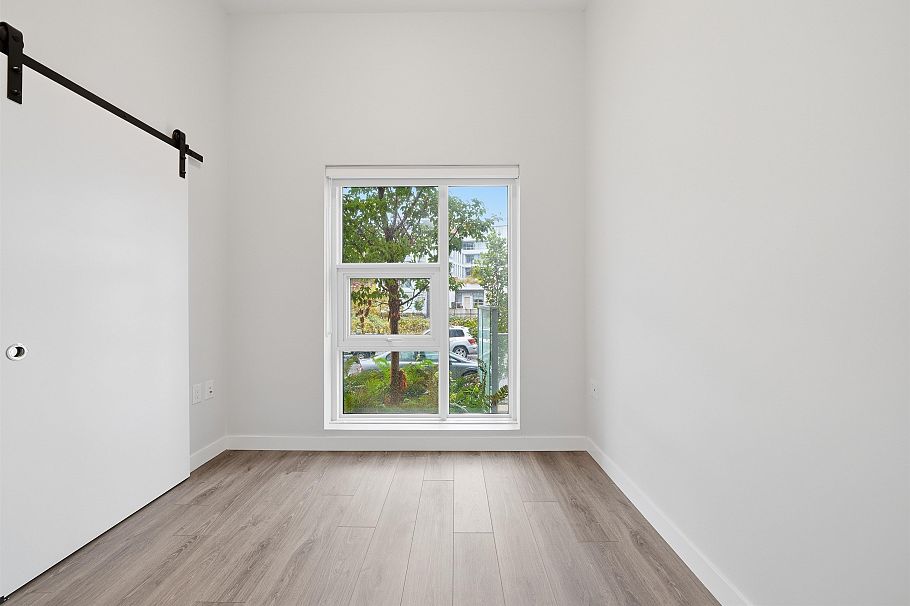 115 3430 E Kent Avenue South Avenue Vancouver, BC - 17