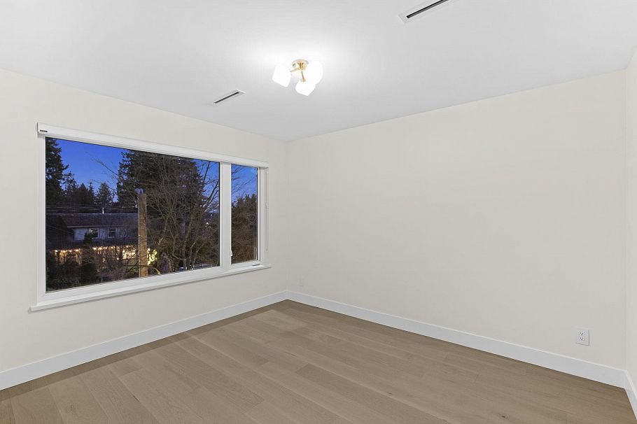 3071 Fromme Road North Vancouver, BC - 21