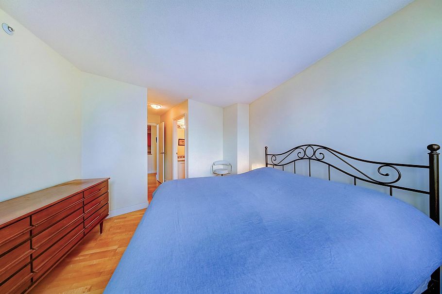 12E 199 Drake Street Vancouver, BC - 13