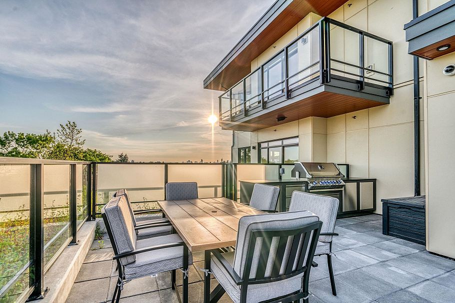 111 2550 Garden Drive Vancouver, BC - 19