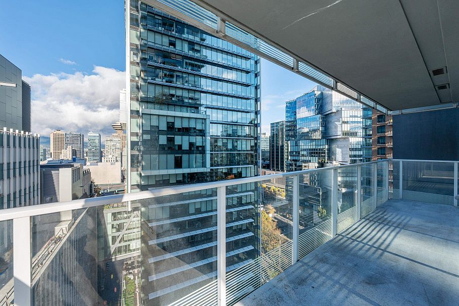 2006 777 Richards Street Vancouver, BC - 24