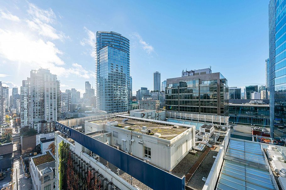 2006 777 Richards Street Vancouver, BC - 29