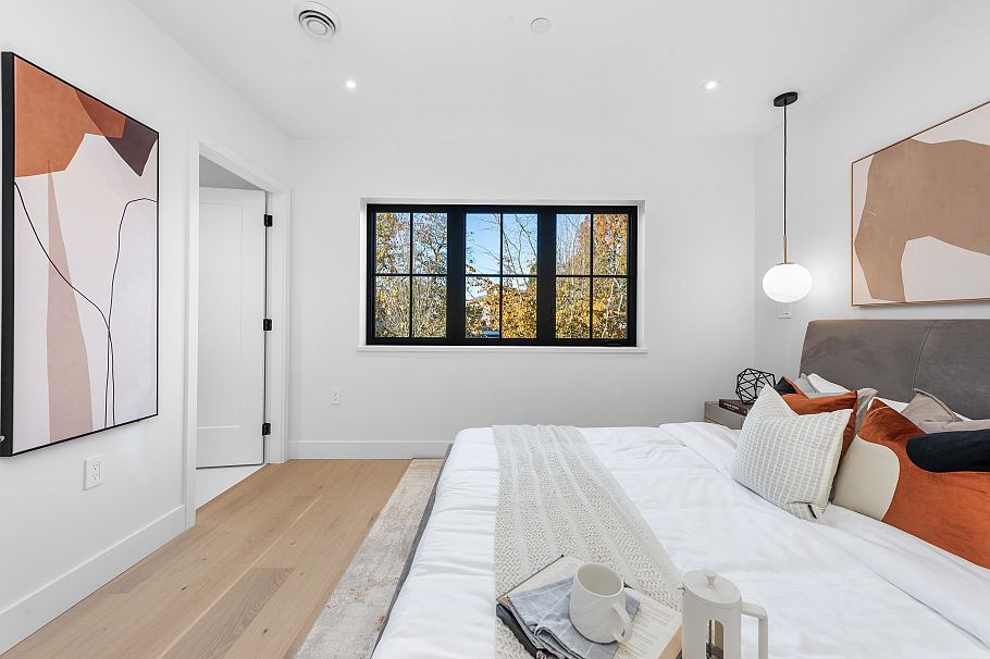 1 240 E 37th Avenue Vancouver, BC - 29