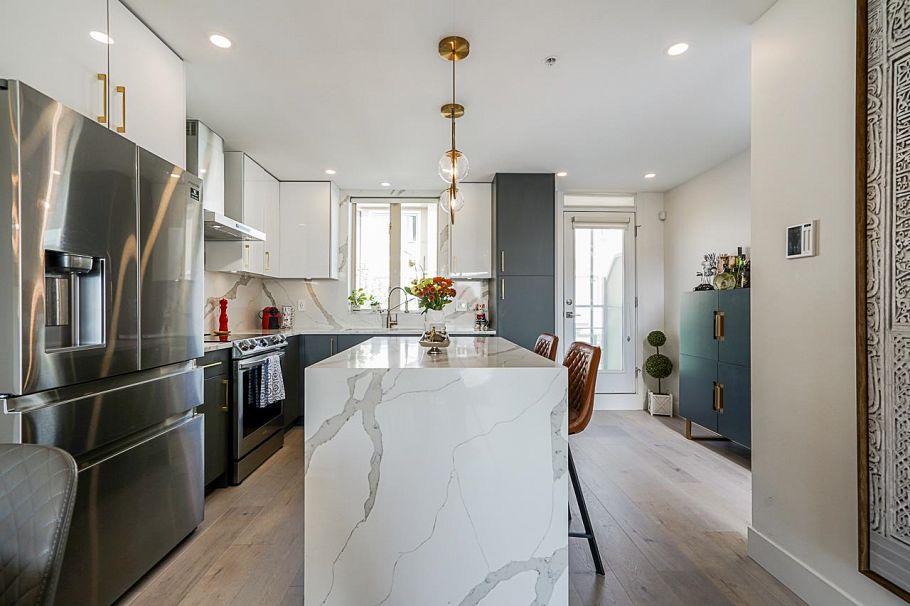 76 728 W 14th Street North Vancouver, BC - 15