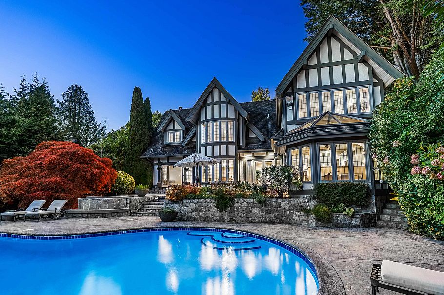 2716 W 49th Avenue Vancouver, BC - 29