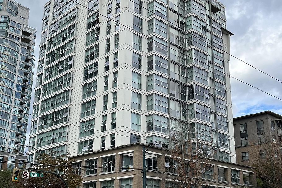 904 189 National Avenue Vancouver, BC - 1