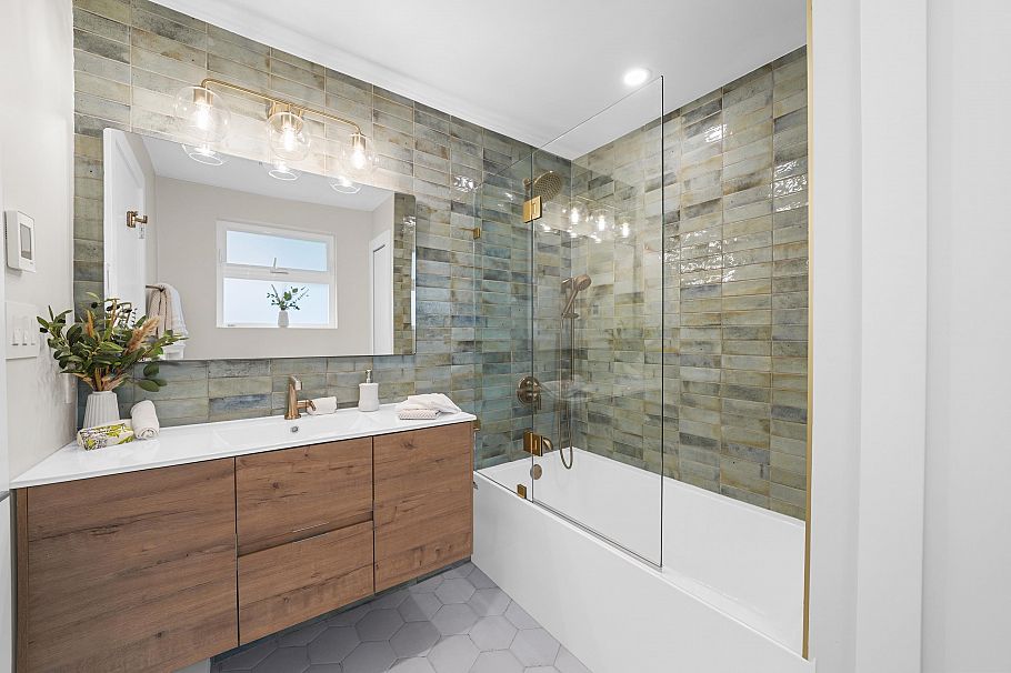 1412 Hope Road North Vancouver, BC - 23