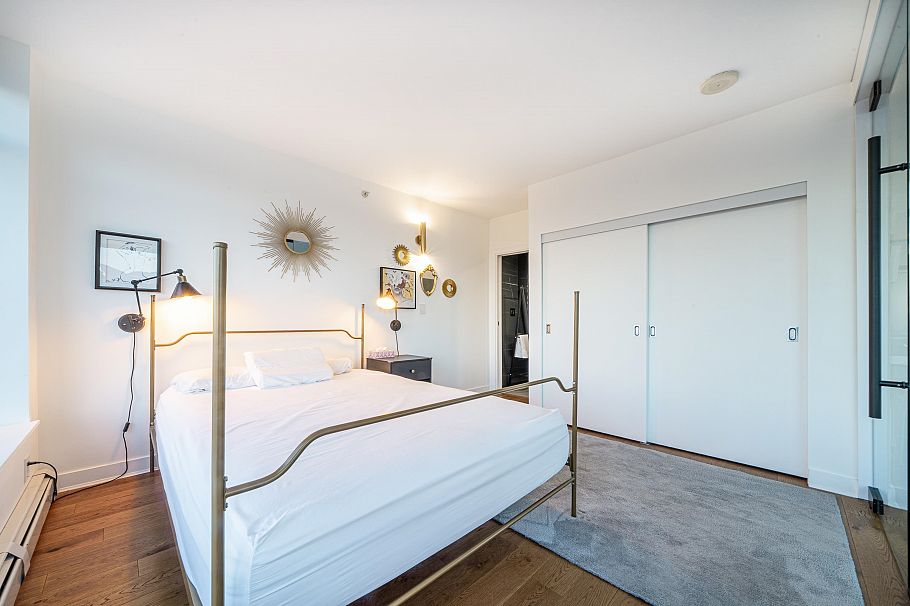 2401 108 W Cordova Street Vancouver, BC - 27