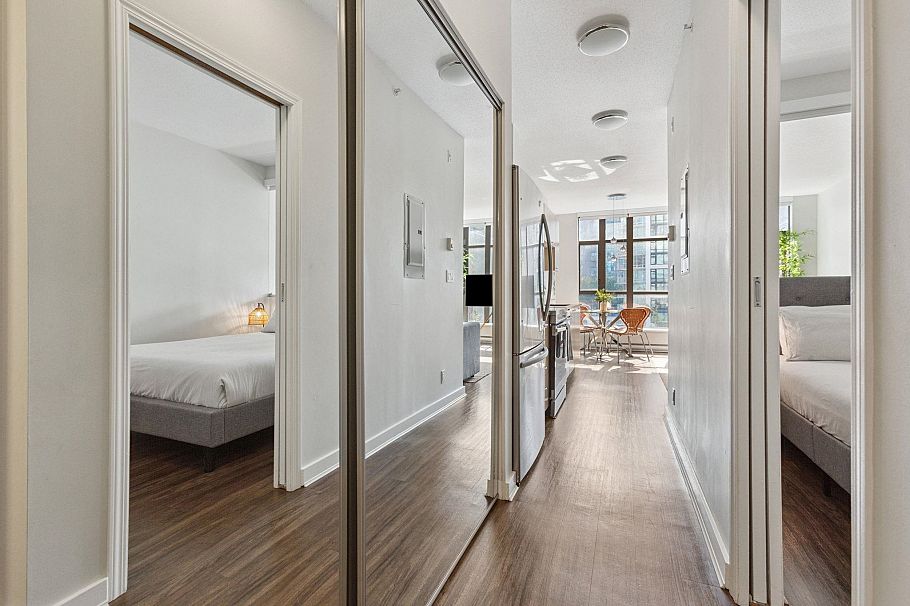 509 1249 Granville Street Vancouver, BC - 3