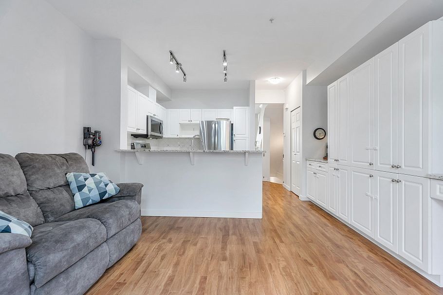 8533 Aquitania Place Vancouver, BC - 5