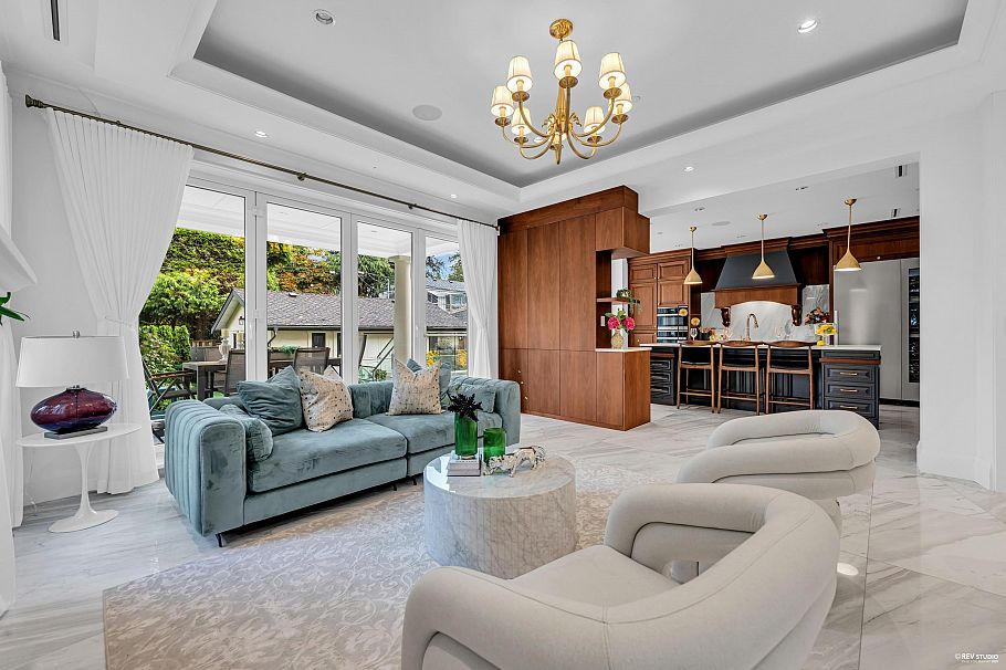 5188 Yew Street Vancouver, BC - 13