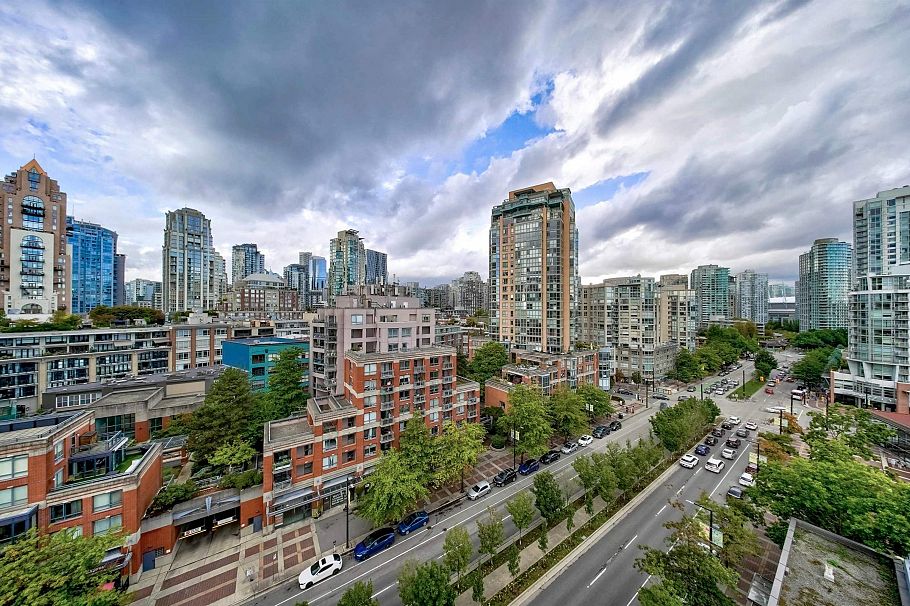 12E 199 Drake Street Vancouver, BC - 24