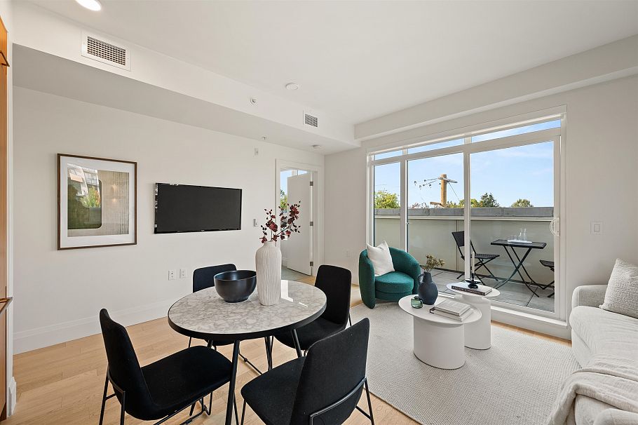 411 2550 Garden Drive Vancouver, BC - 7