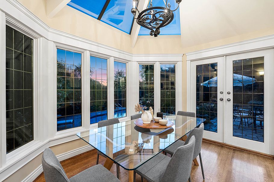 2716 W 49th Avenue Vancouver, BC - 12