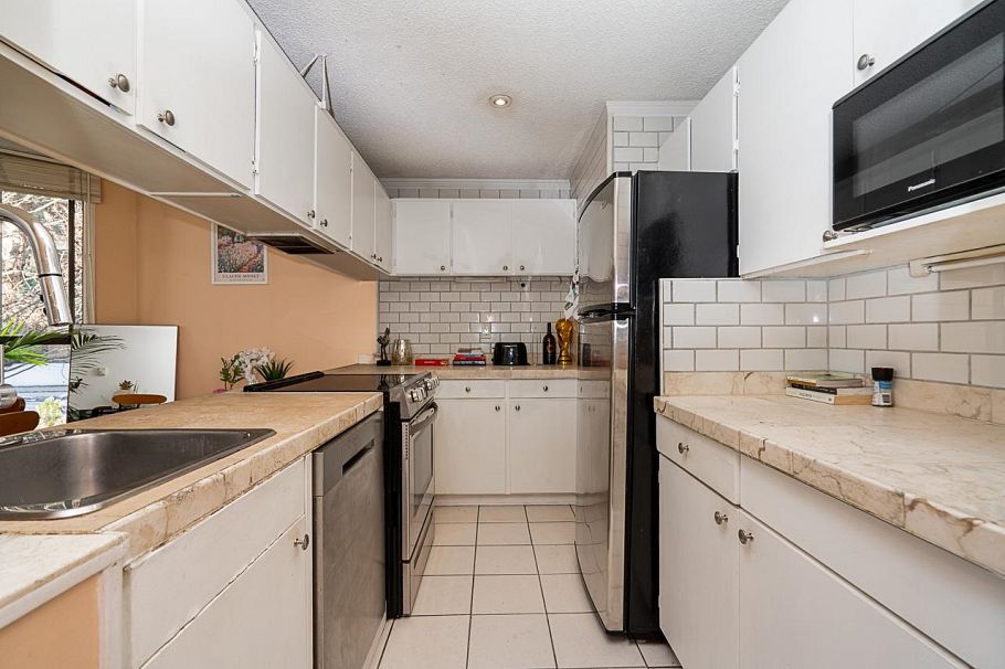 508 1040 Pacific Street Vancouver, BC - 11