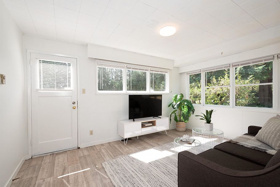 1150 Silverwood Crescent North Vancouver, BC - 17