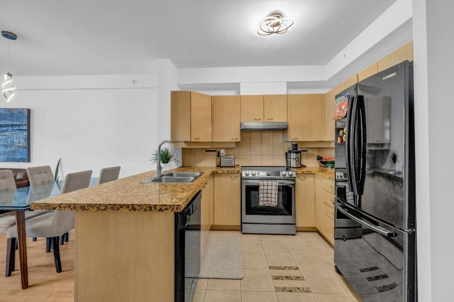 209 2228 Marstrand Avenue Vancouver, BC - 14