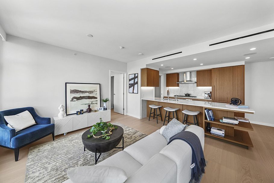 3405 1335 Howe Street Vancouver, BC - 1