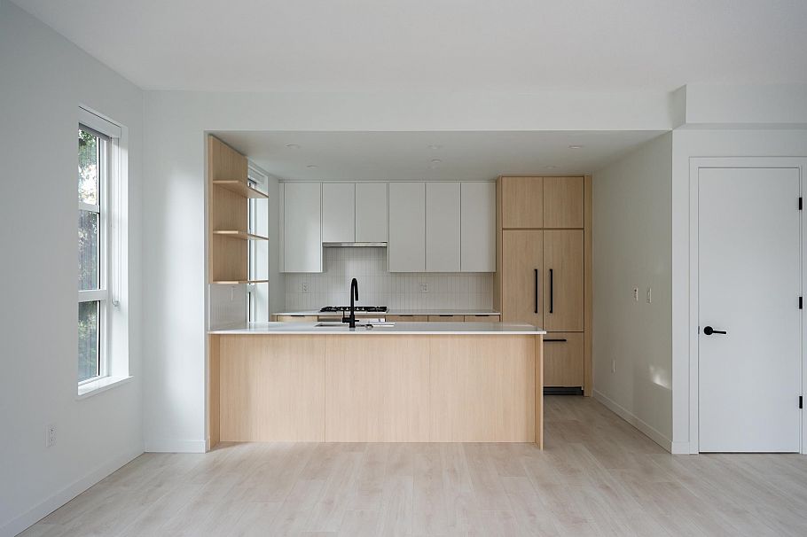 211 2045 Heritage Park Lane North Vancouver, BC - 4