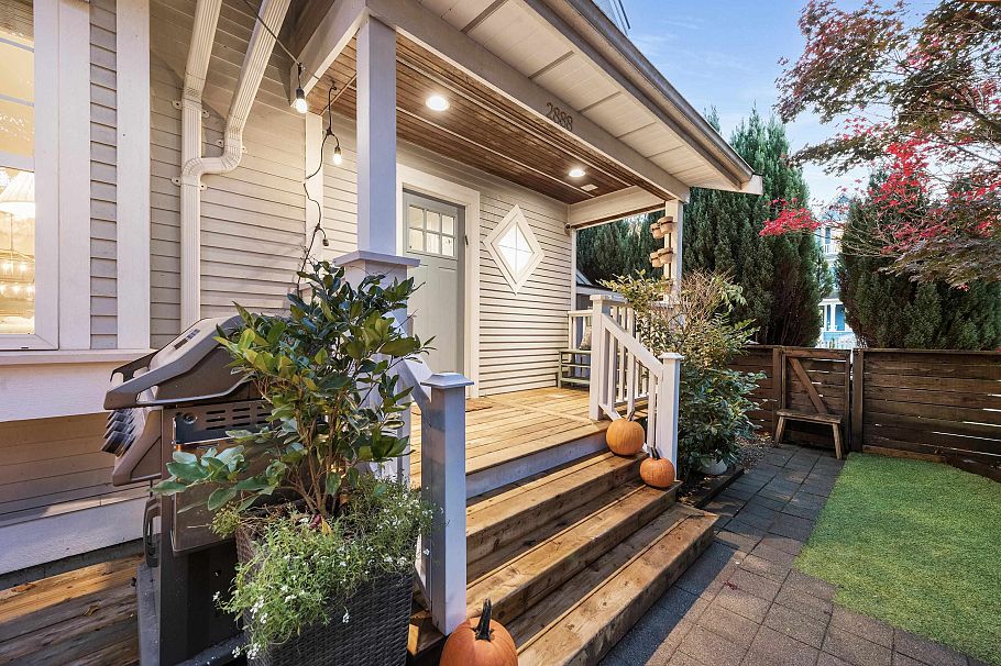 2888 Glen Drive Vancouver, BC - 2