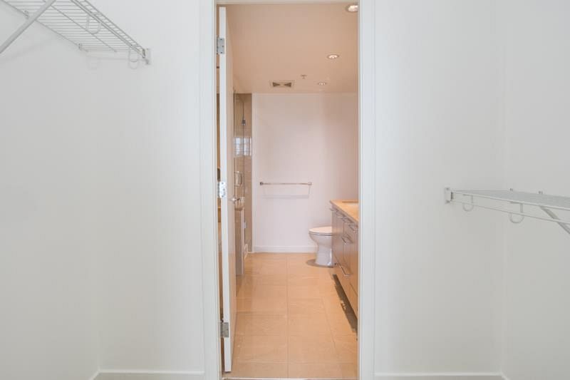 1903 833 Seymour Street Vancouver, BC - 21