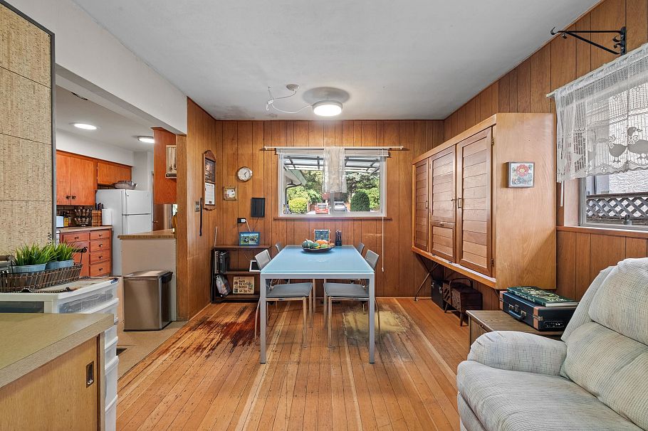 2239 Windridge Drive North Vancouver, BC - 17