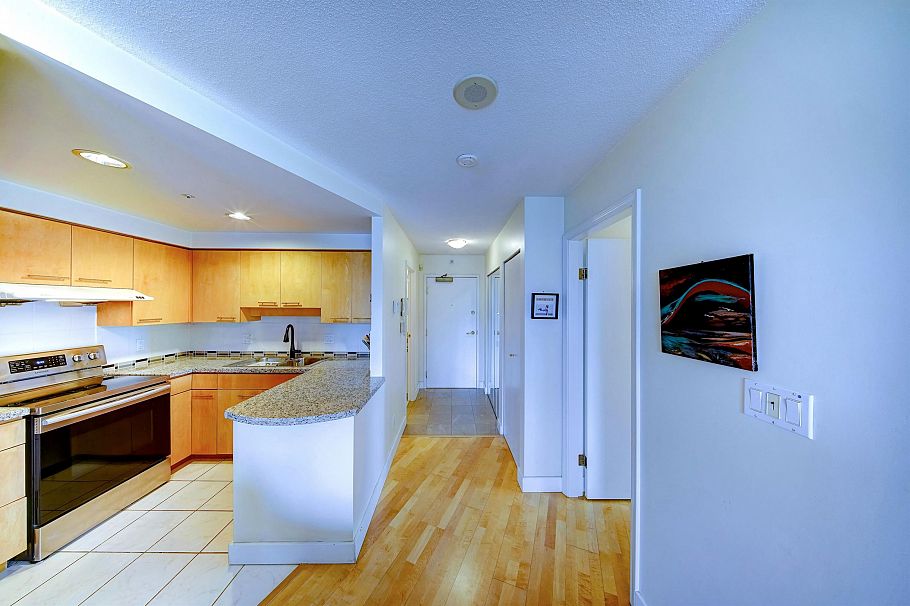 12E 199 Drake Street Vancouver, BC - 10