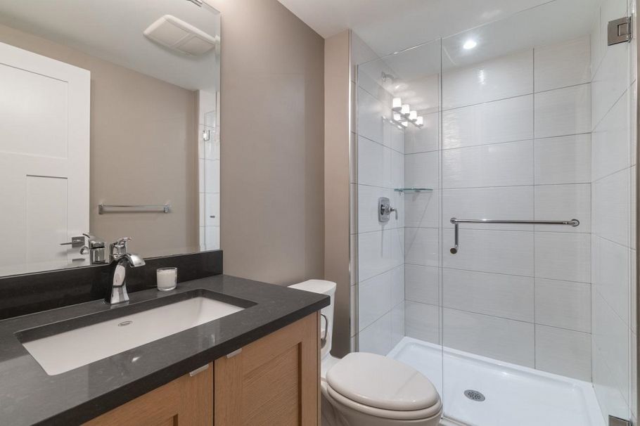 3365 Edgemont Boulevard North Vancouver, BC - 22