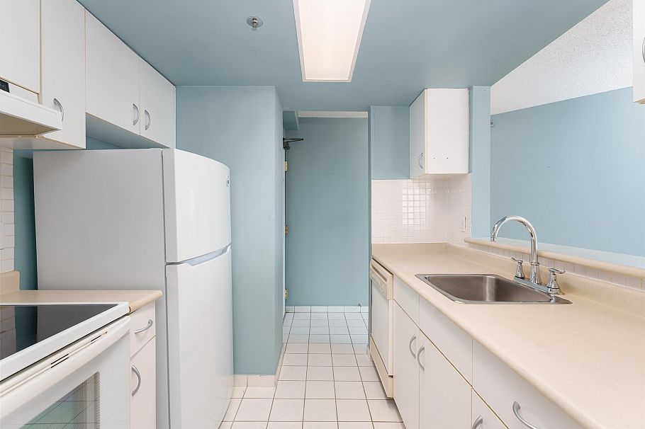 1605 789 Drake Street Vancouver, BC - 5