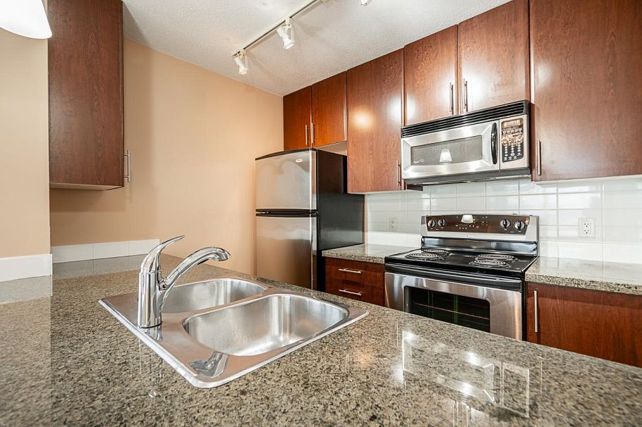 2608 58 Keefer Place Vancouver, BC - 20