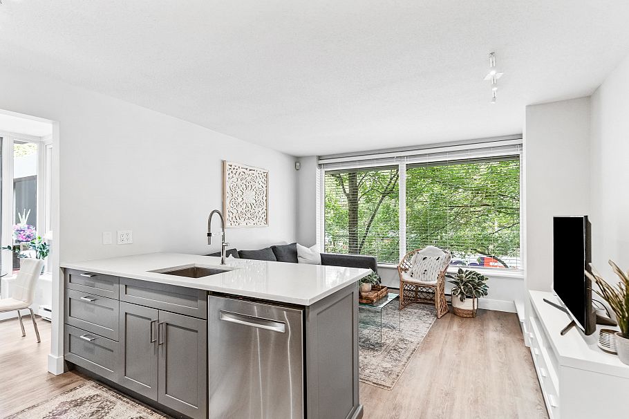 202 1001 Richards Street Vancouver, BC - 15