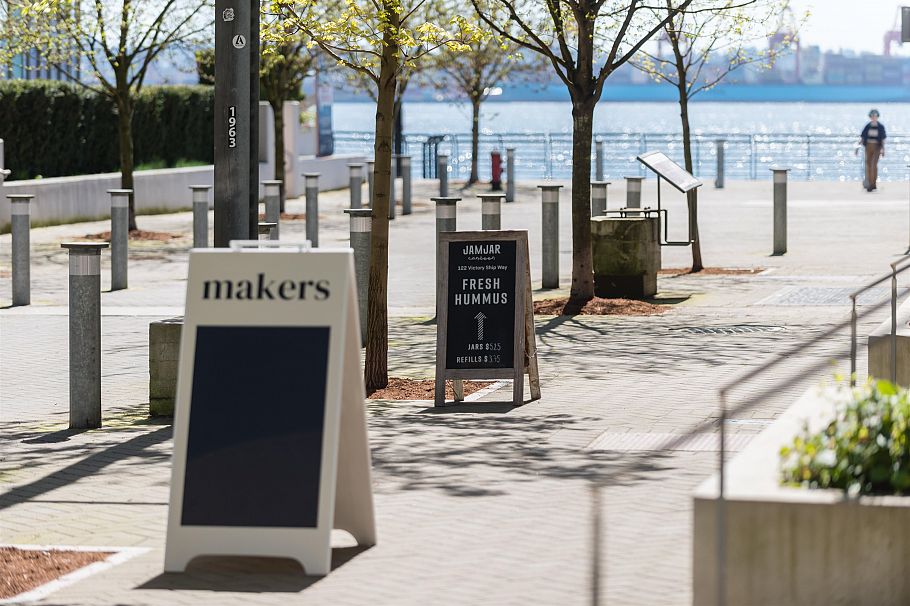 221 210 W 2nd Street North Vancouver, BC - 27