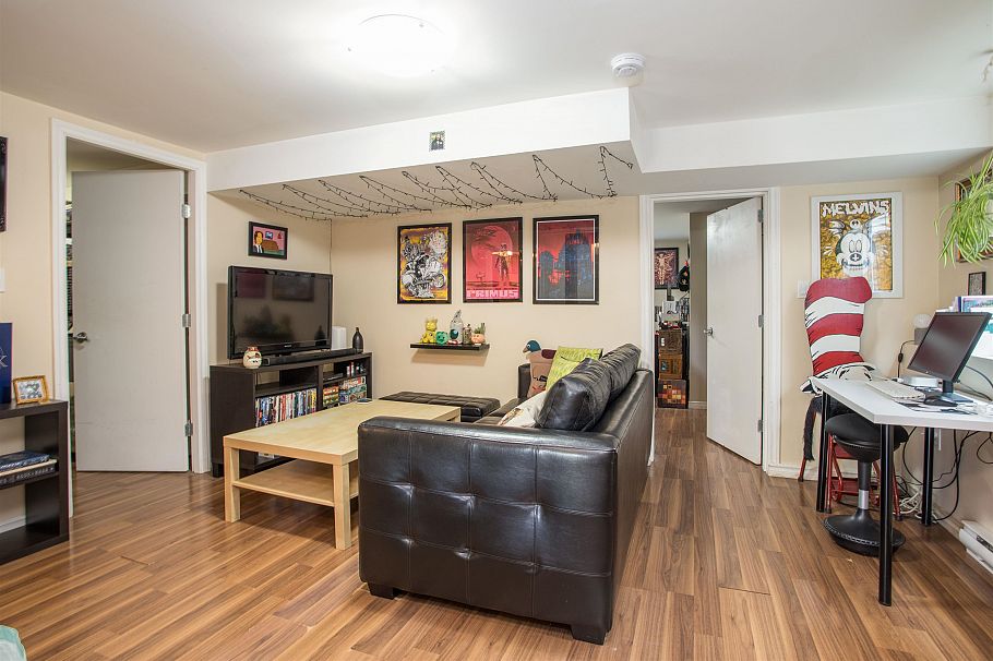 1688 E 29th Avenue Vancouver, BC - 16