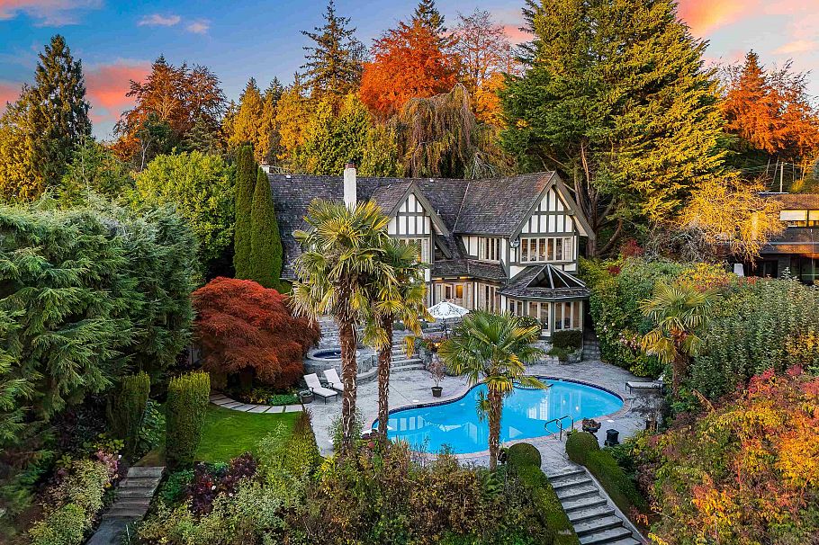 2716 W 49th Avenue Vancouver, BC - 30