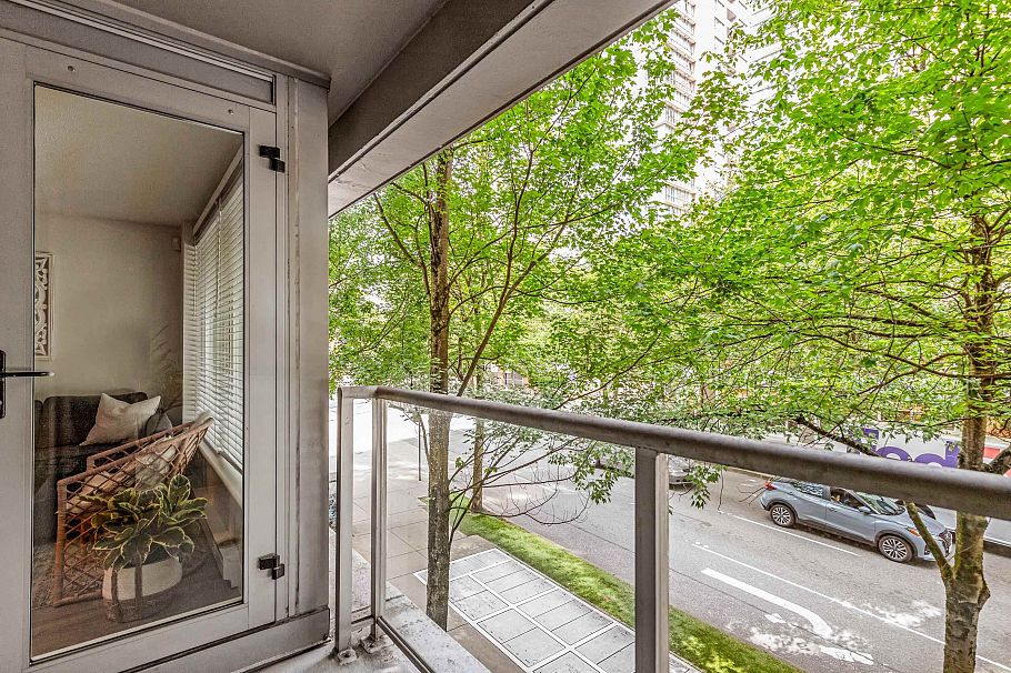 202 1001 Richards Street Vancouver, BC - 31