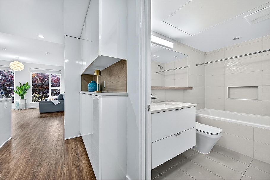 205 7928 Yukon Street Vancouver, BC - 16