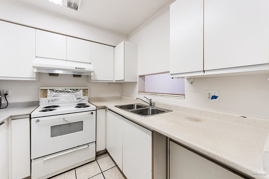 107 2533 Penticton Street Vancouver, BC - 10