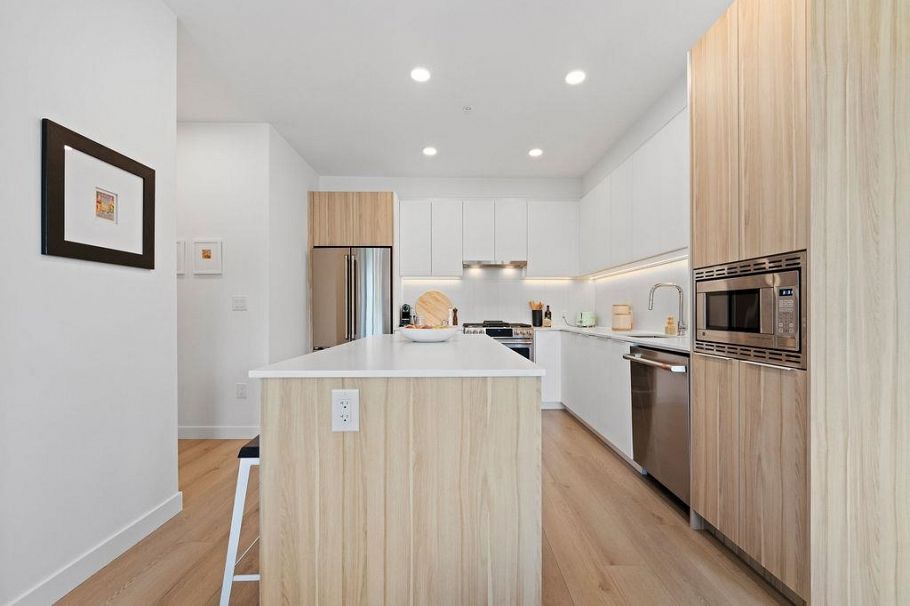 504 2450 Garden Drive Vancouver, BC - 8