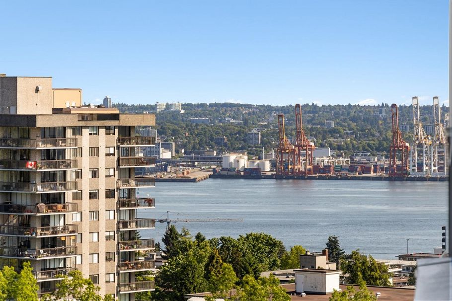 1302 158 W 13th Street North Vancouver, BC - 11