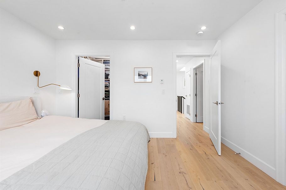 5059 Sherbrooke Street Vancouver, BC - 16