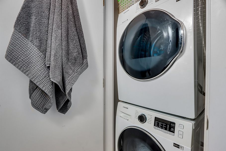 207 1618 Quebec Street Vancouver, BC - 16