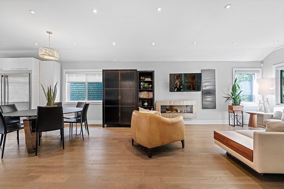 1630 E 13th Avenue Vancouver, BC - 10