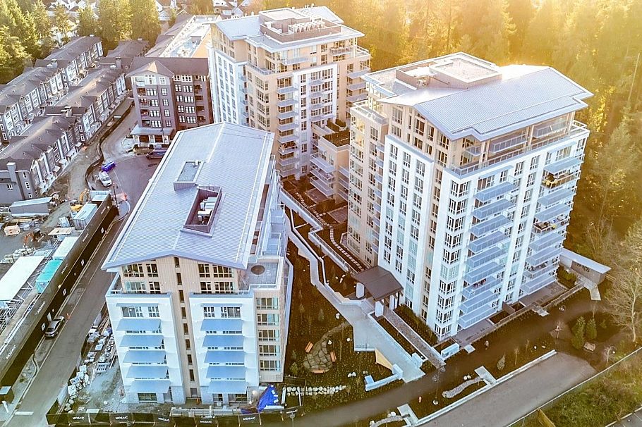 605 2385 Emery Court North Vancouver, BC - 32