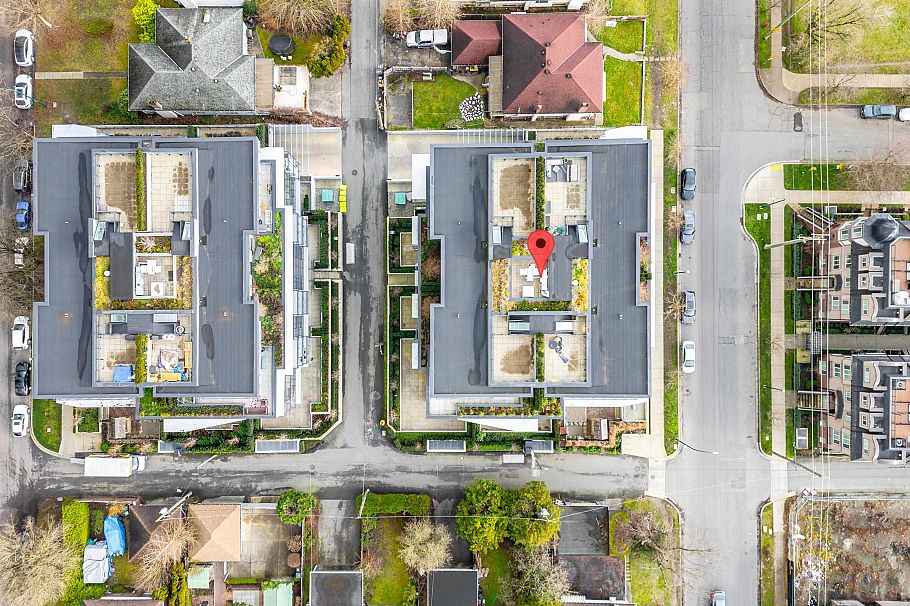 306 477 W 59th Avenue Vancouver, BC - 20