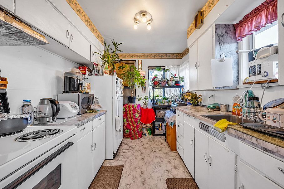 4639 Fraser Street Vancouver, BC - 27