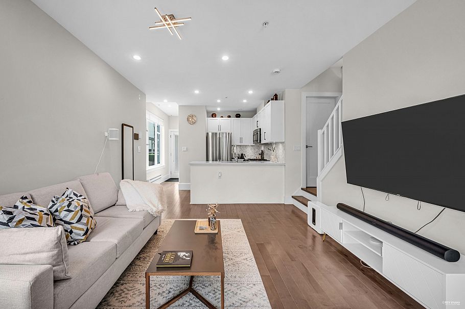 333 E 7th Avenue Vancouver, BC - 11