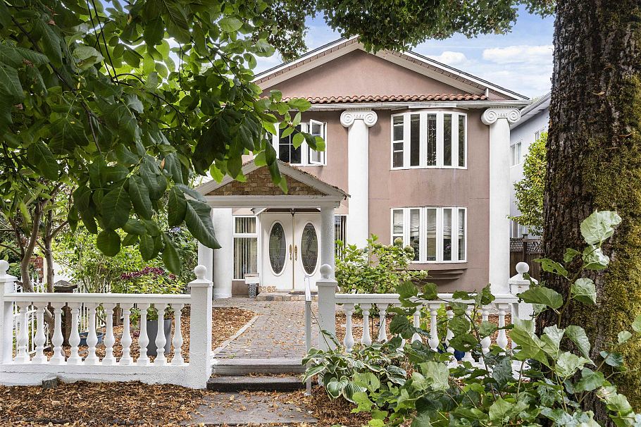 5263 Wales Street Vancouver, BC - 1